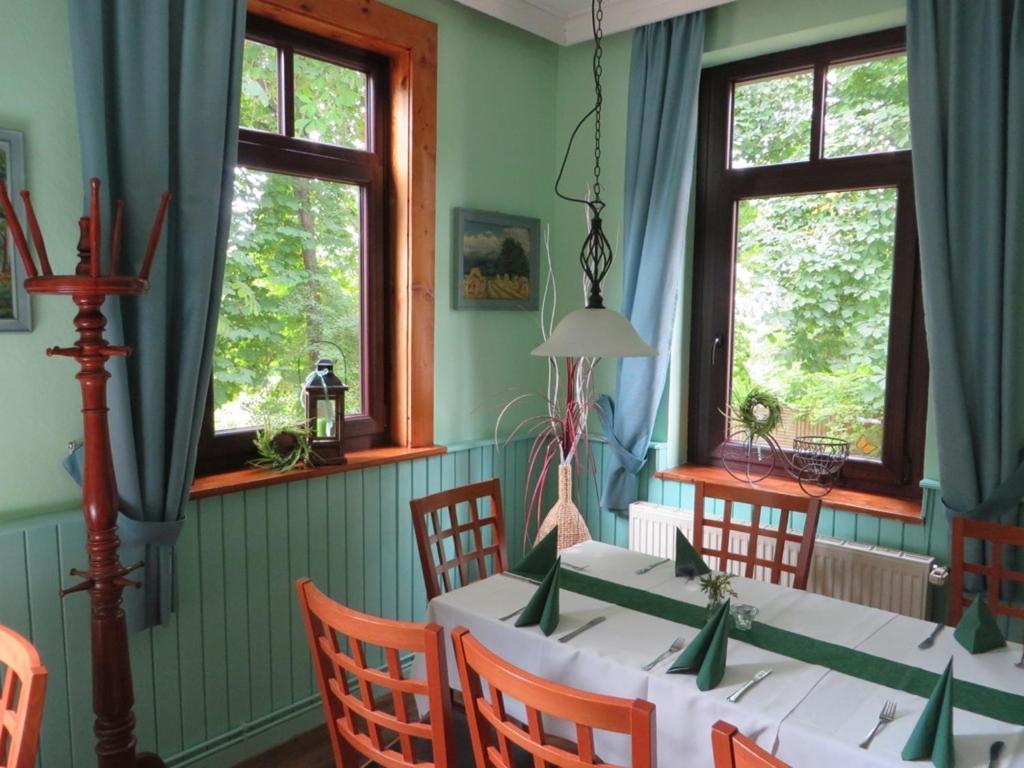 Rhodaer Grund Erfurt Extérieur photo